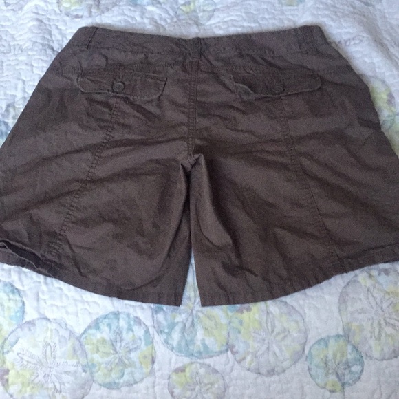 Old Navy Shorts - Picture 2 of 3